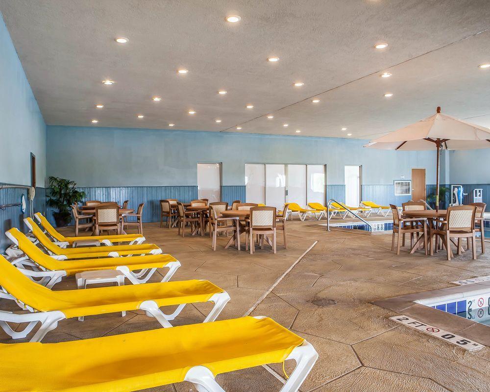 Quality Inn & Suites Hannibal Esterno foto