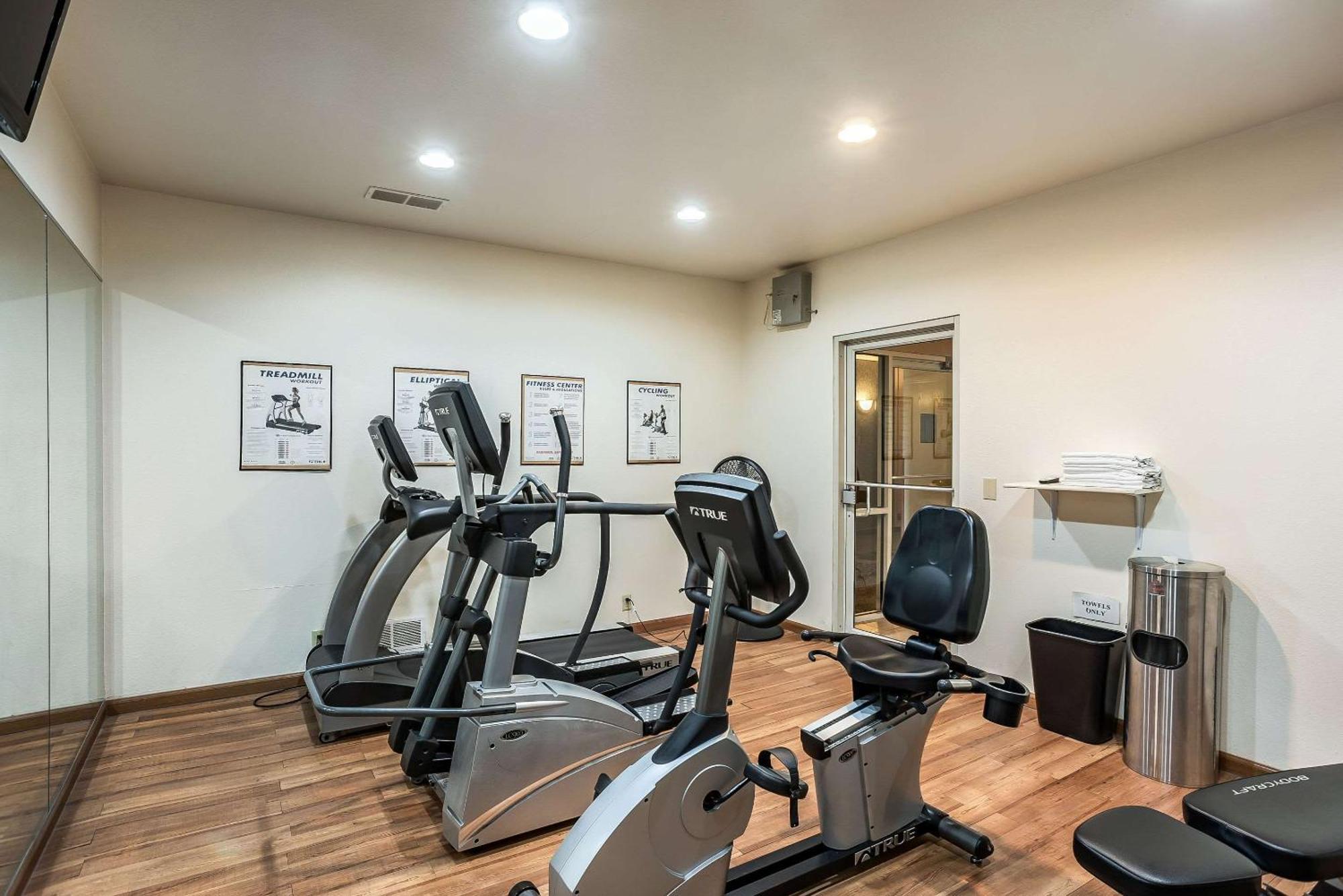 Quality Inn & Suites Hannibal Esterno foto