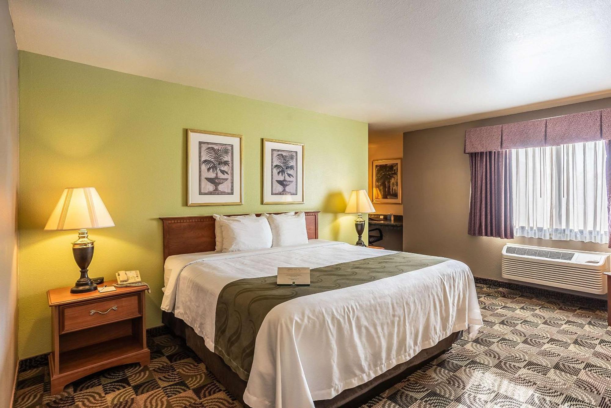 Quality Inn & Suites Hannibal Esterno foto